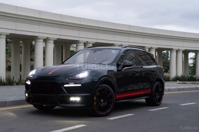 Porsche Cayenne Turbo S-5