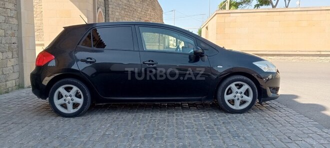 Toyota Auris-9