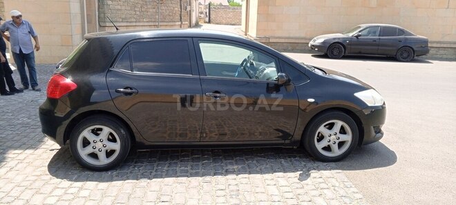 Toyota Auris-18