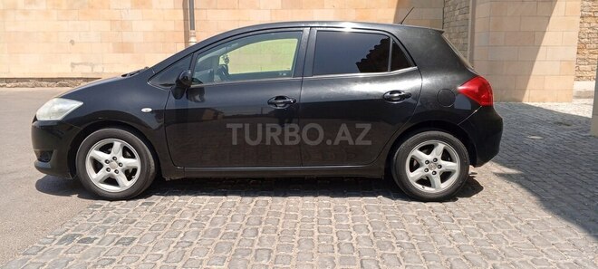 Toyota Auris-17