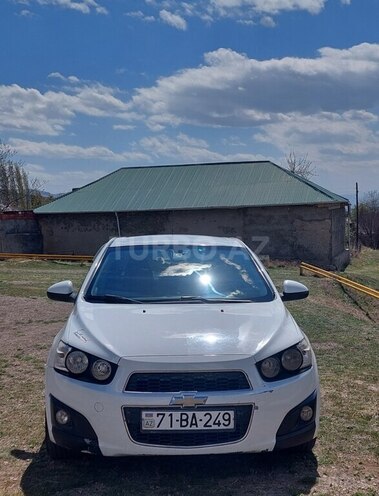Chevrolet Aveo-1
