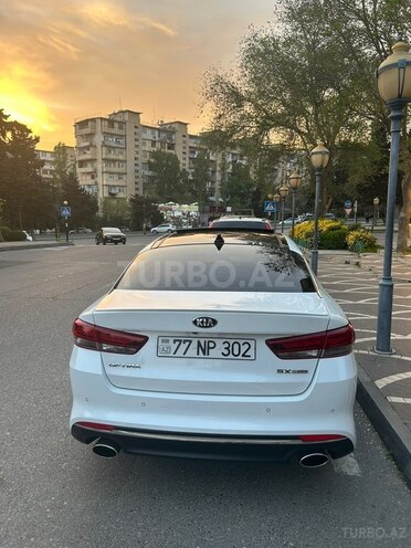 Kia Optima-3