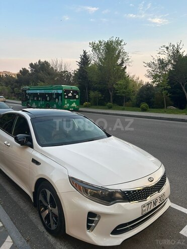 Kia Optima-1