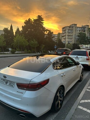 Kia Optima-2