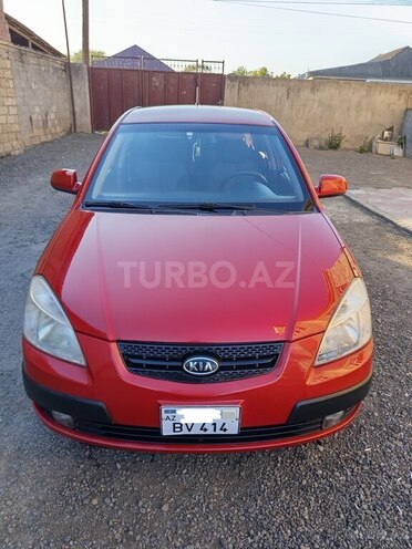 Kia Rio-1