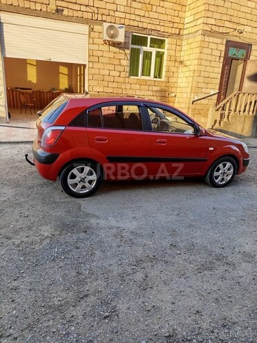 Kia Rio-10