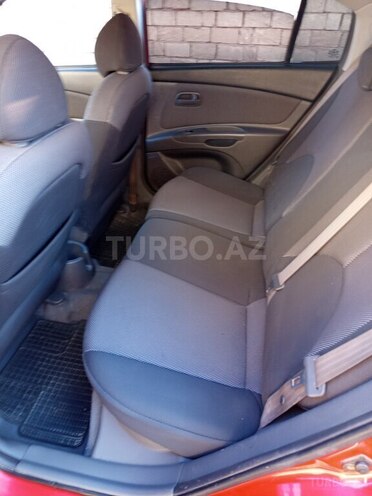 Kia Rio-13