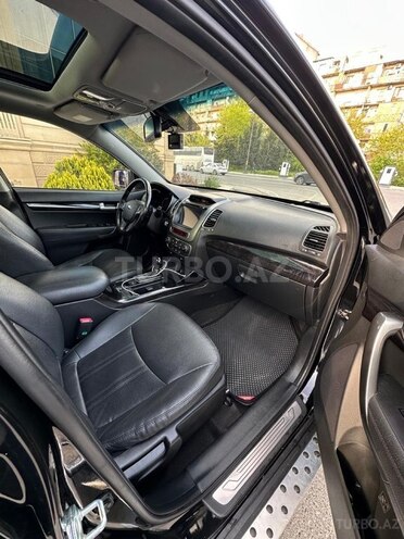 Kia Sorento-7