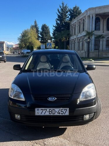 Kia Rio-2