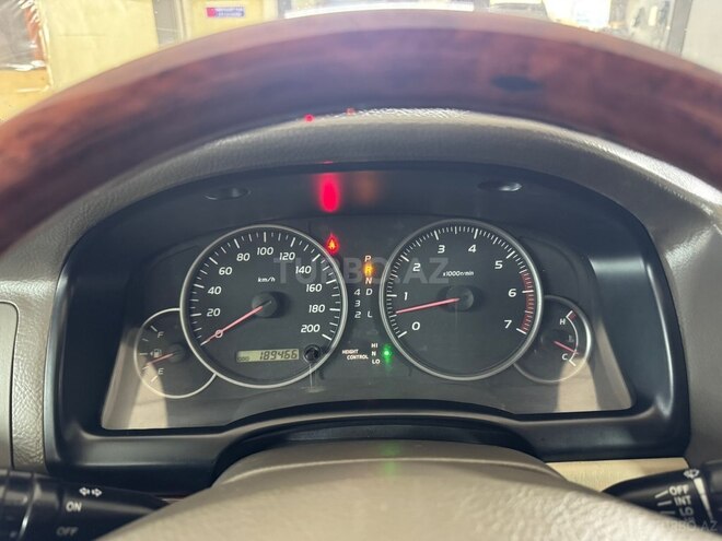 Toyota Land Cruiser Prado-21