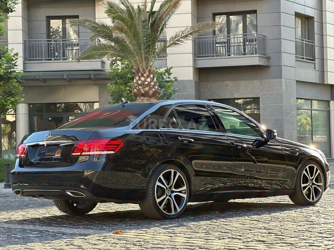 Mercedes E 220 2015, 270,000 km - 2.1 l - Bakı