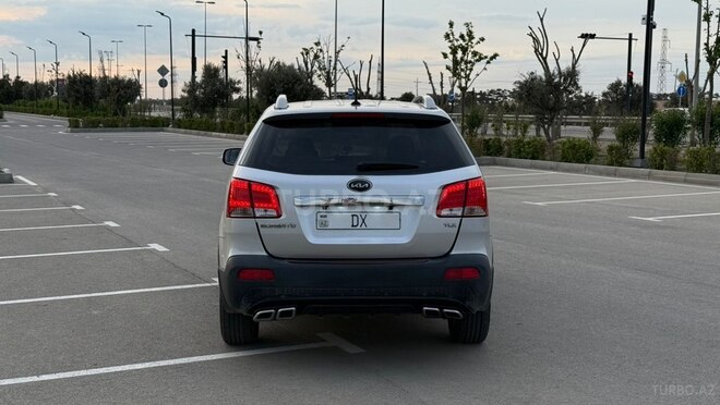 Kia Sorento-3