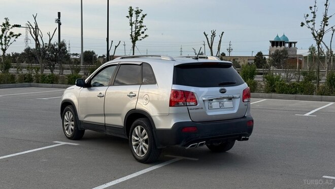 Kia Sorento-4