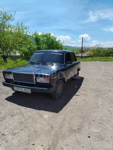 LADA (VAZ) 2107-2