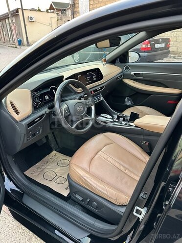 Hyundai Sonata-6