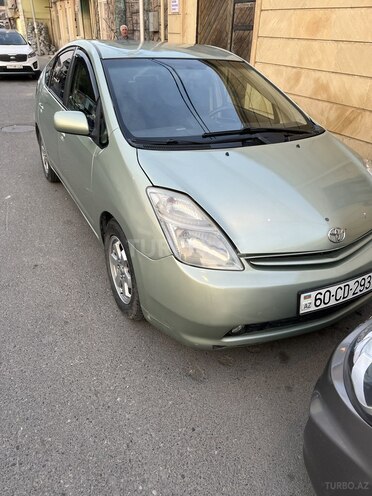 Toyota Prius-8