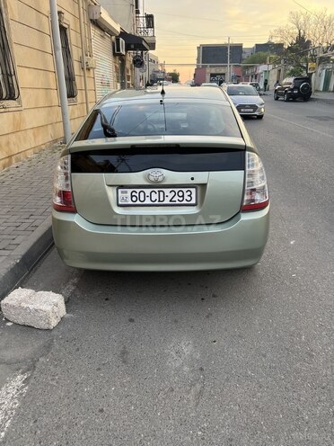 Toyota Prius-6