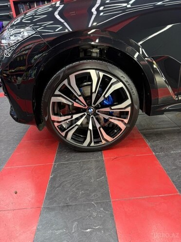 BMW X7-5