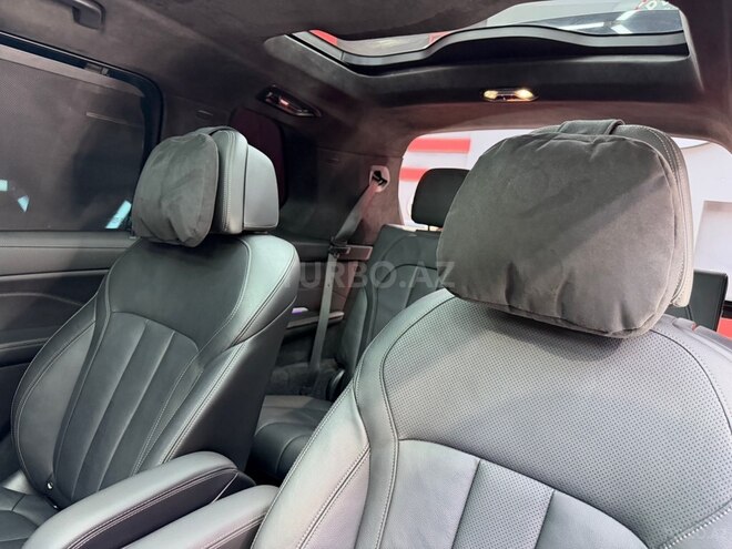 BMW X7-14