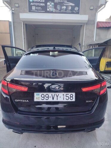 Kia Optima-14