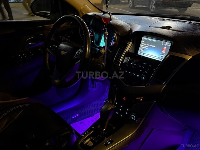 Chevrolet Cruze-7