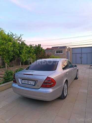 Mercedes E 270-2