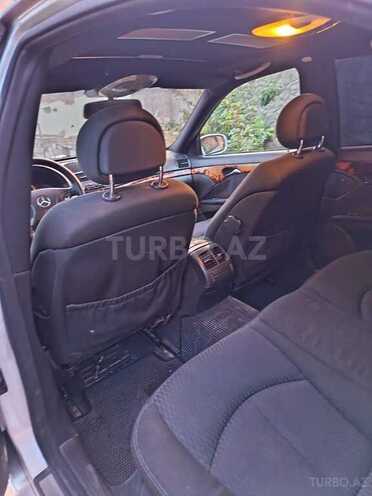 Mercedes E 270-7