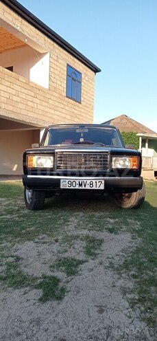 LADA (VAZ) 2107-1