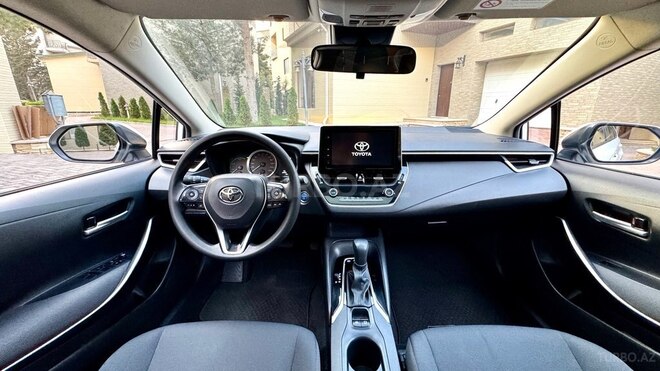 Toyota Corolla-10