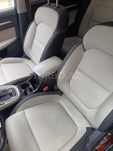 MG ZS-9