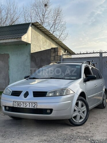 Renault Megane-11