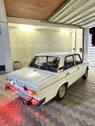 LADA (VAZ) 2106-7