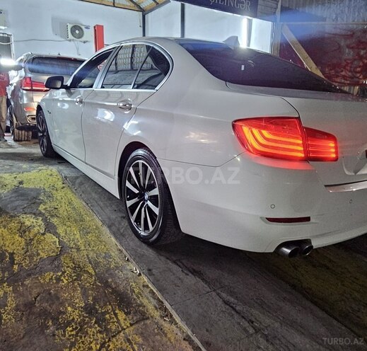 BMW 528-8