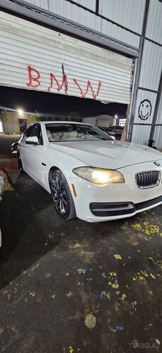 BMW 528-2