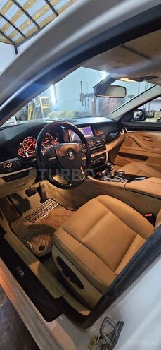 BMW 528-4