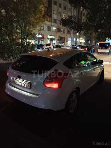 Ford Focus-8