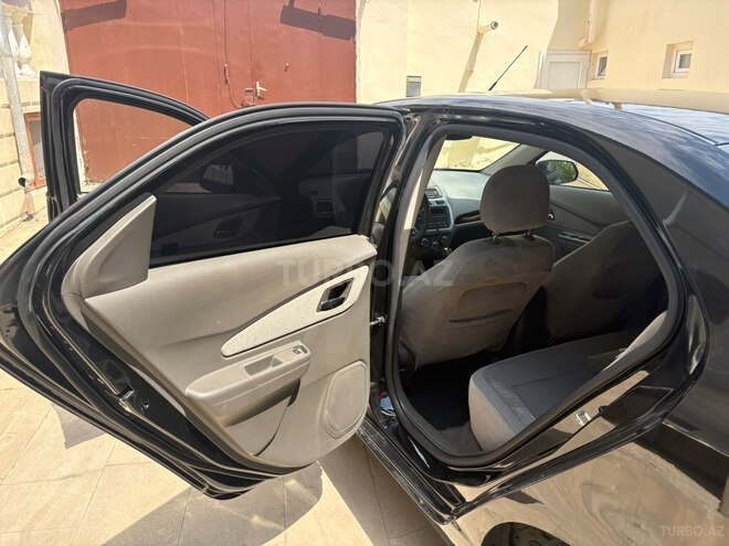 Chevrolet Cobalt-7