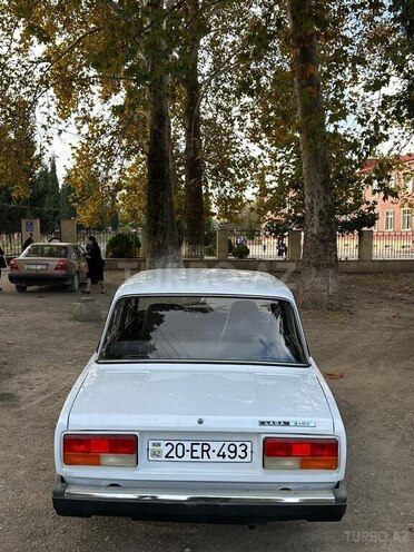 LADA (VAZ) 2107-4