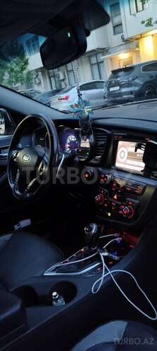 Kia Optima-5