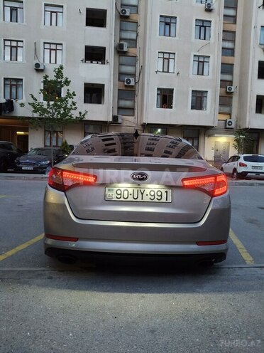 Kia Optima-6