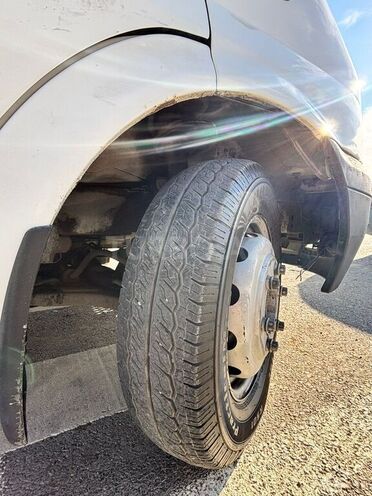 Ford Transit-5