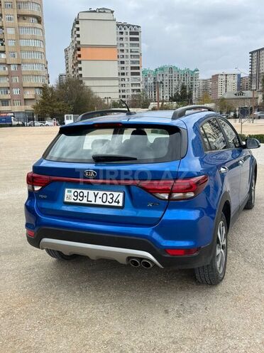 Kia Rio X-Line-3