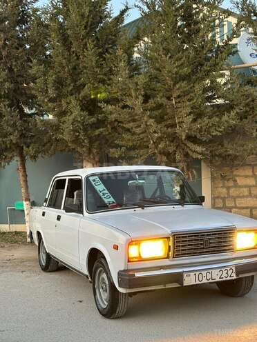LADA (VAZ) 2107-1