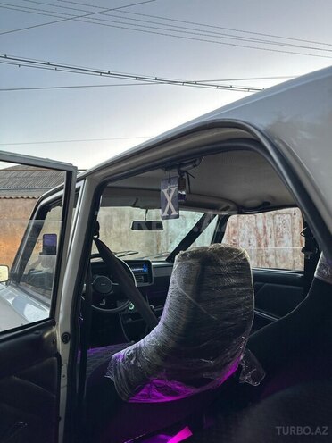 LADA (VAZ) 2107-9