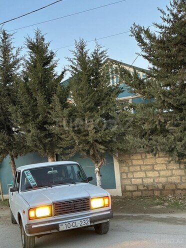 LADA (VAZ) 2107-5