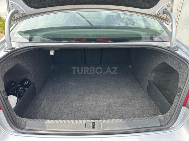 Volkswagen Passat-10
