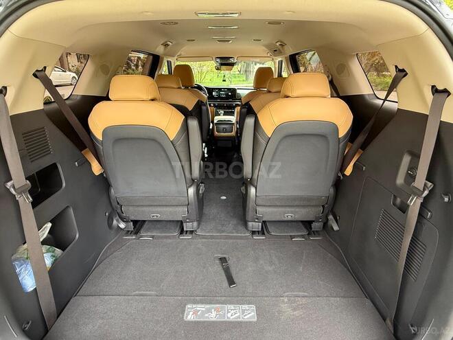 Kia Carnival-10