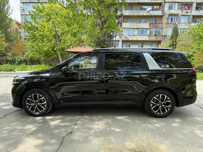 Kia Carnival-5