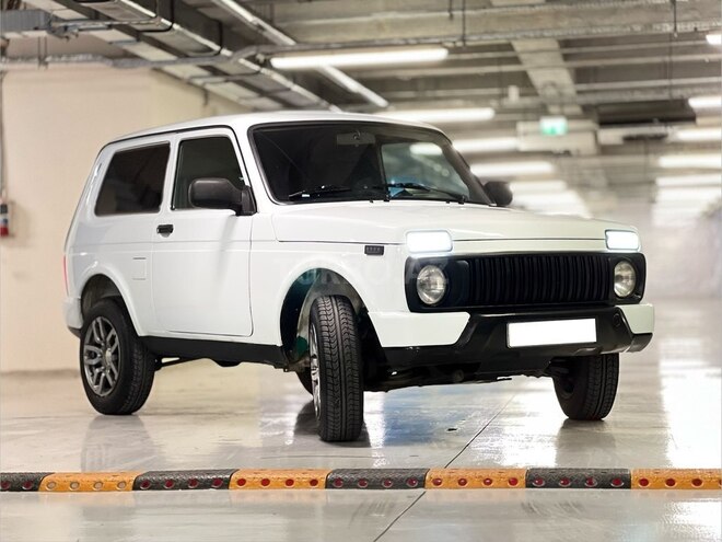 LADA (VAZ) Niva-2