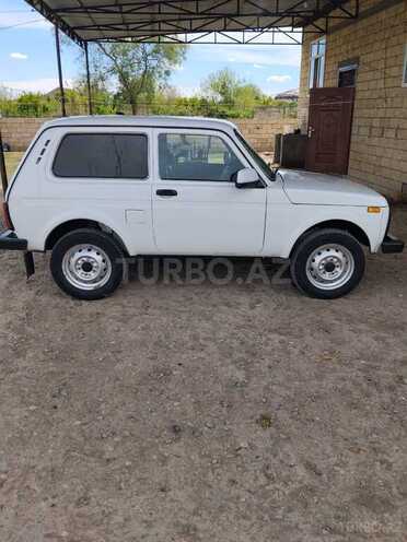 LADA (VAZ) Niva-4